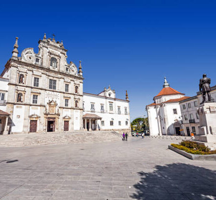 Sa da Bandeira Square with a view of the Santarem See Cathedral aka Nossa Senhora da Conceicao Church, built in the 17th century Mannerist style. Portugal